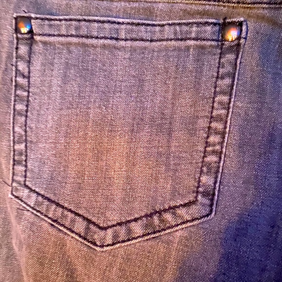 Jeans - Picture 4 of 4